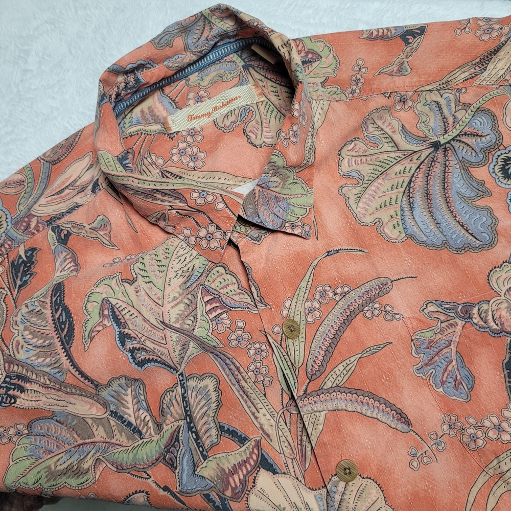 Tommy Bahama 100% Silk Orange Tropical Men's Shirt Coastal Dad Casual Everyday